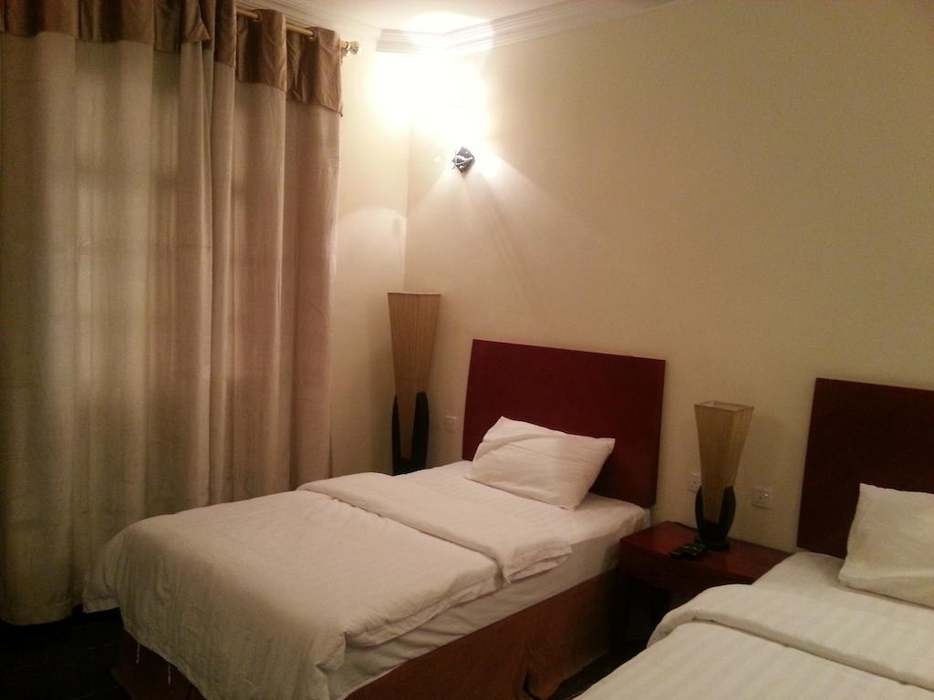 Rimal Suites Apartments Салалах Екстериор снимка