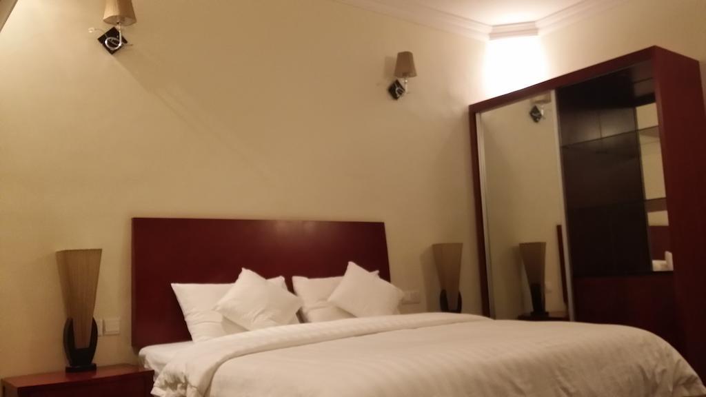 Rimal Suites Apartments Салалах Стая снимка