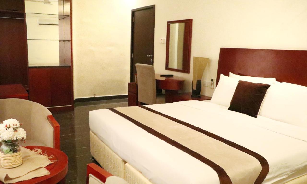 Rimal Suites Apartments Салалах Екстериор снимка