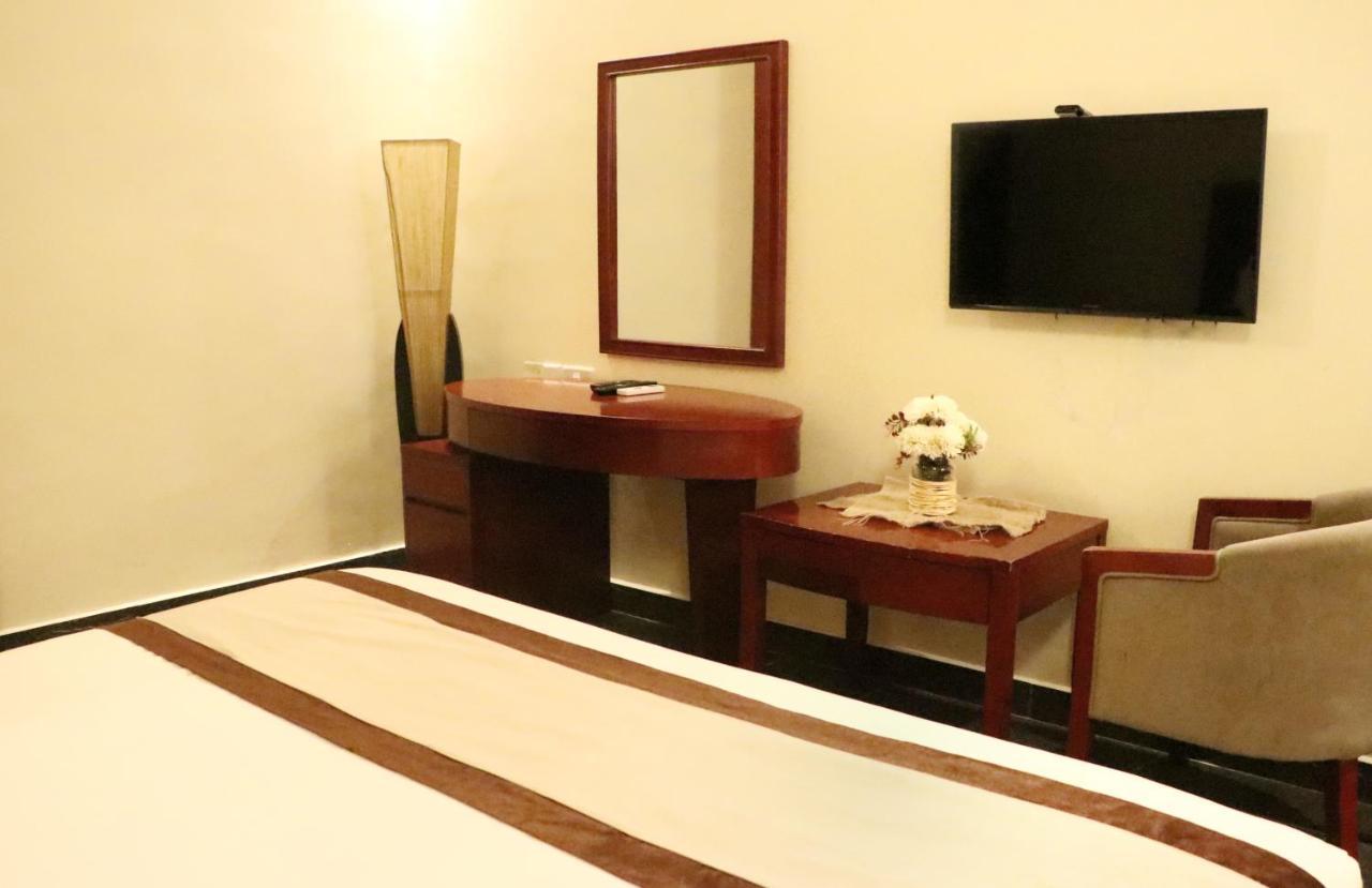 Rimal Suites Apartments Салалах Екстериор снимка