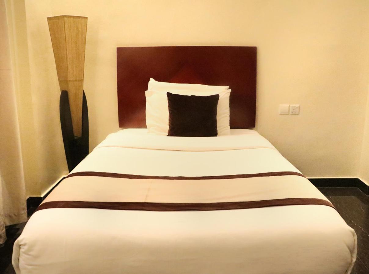 Rimal Suites Apartments Салалах Екстериор снимка